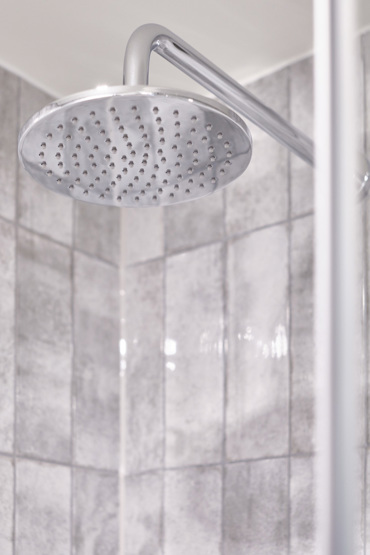 Garratt Collection - 1 bed apartment shower room