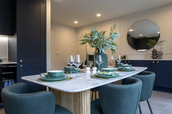Garratt Collection 4 Bed SB 09 Dining