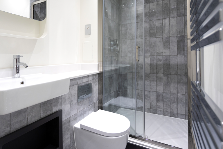 Ensuite