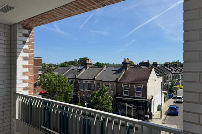 Flat 5